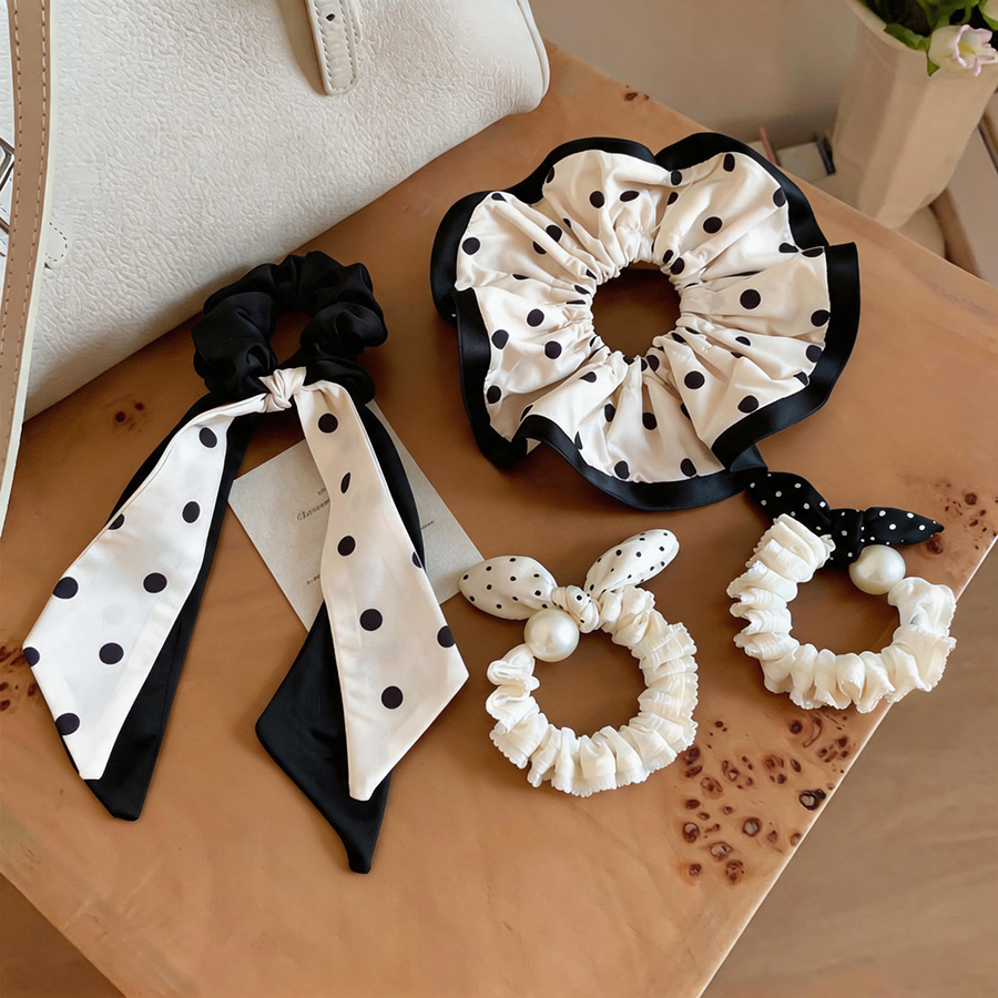 Satin Bow Tie - Ikat Rambut Satin Hitam Putih Motif