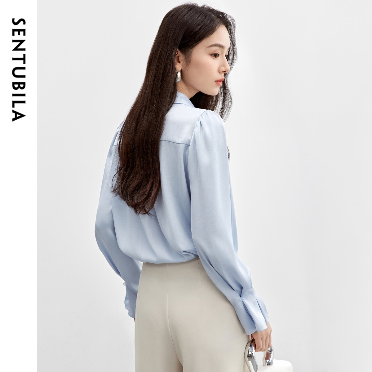 SENTUBILA Kemeja Wanita dengan - Satin Bow Tie ulasan dan harga